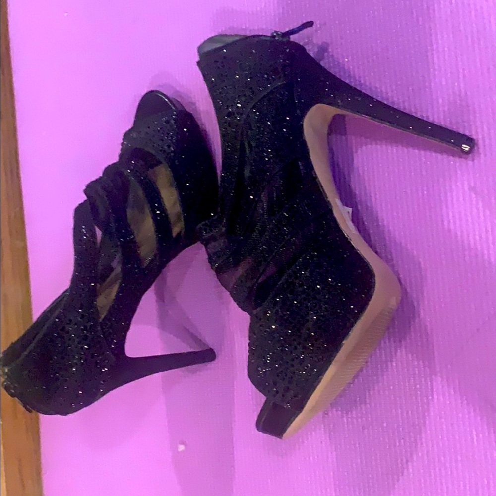 Black heels